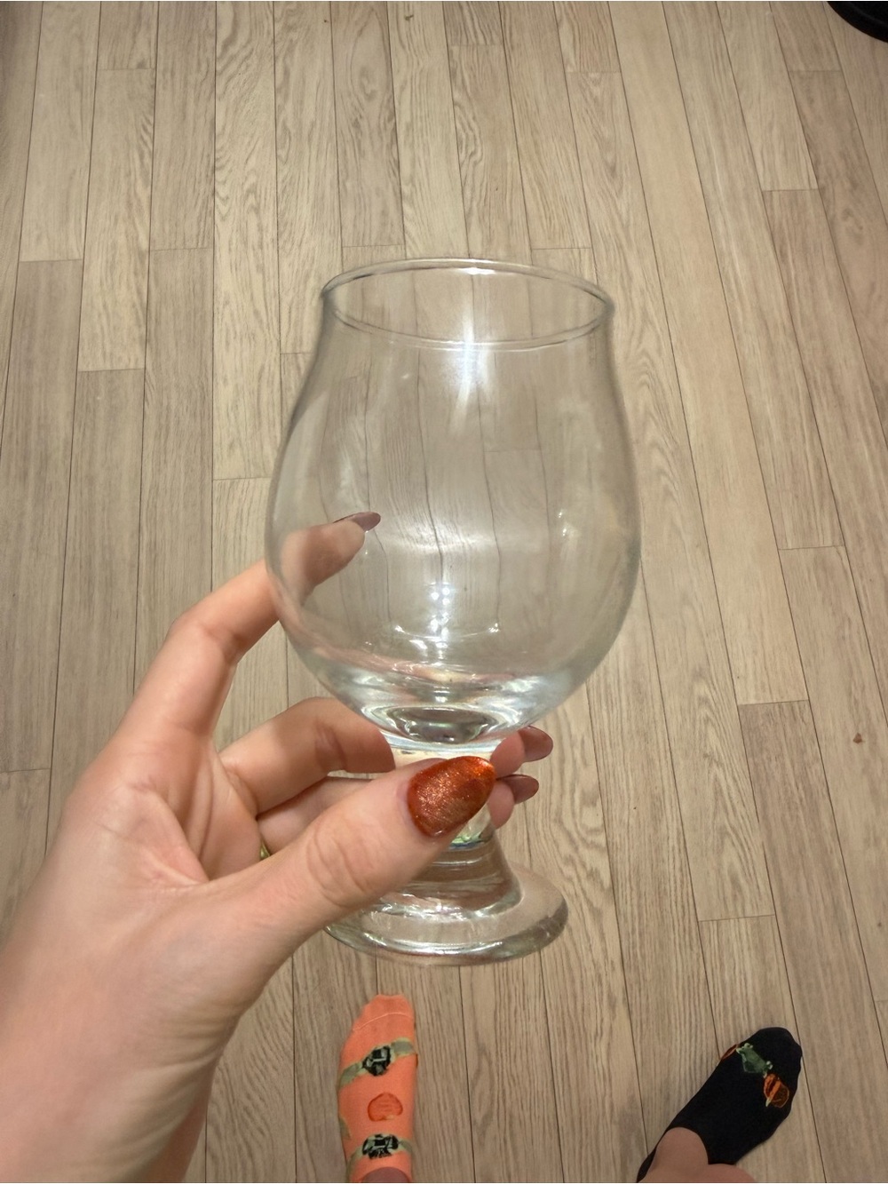 Clear beer glass goblet